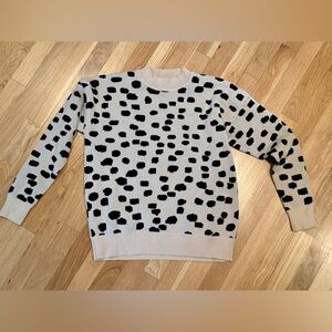 Stylish Black and Cream Women's Sweater